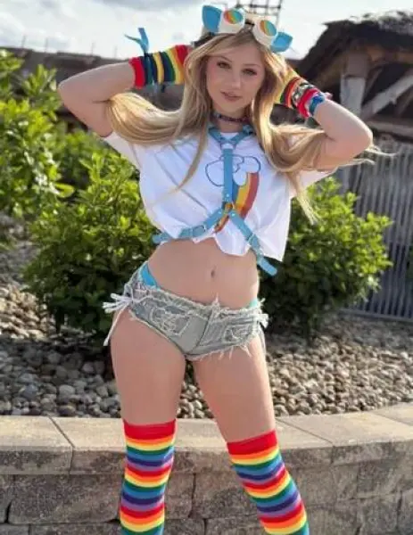 ÜSKÜDAR Escort BERRAK - Gerçek Fotoğraflı Doğrulanmış Profil ÜSKÜDAR VIP Escort BERRAK - Doğrulanmış Model